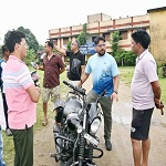 आयुक्त श्री पांडेय पहुंचे निगम के अंतिम छोर, ली समस्याओं की जानकारी, निराकरण के दिए निर्देश