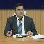 राजस्व प्रकरणों के निराकरण में गुणवत्ता और प्रगति लाने कलेक्टर ने दिए निर्देश