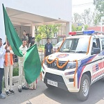कोरबा जिले को मिली 22 नए डायल 112 वाहनों की सौगात; उद्योग मंत्री श्री देवांगन ने दिखाई हरी झंडी