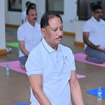 चिंतन शिविर 3.0 : योग से हुई नई सुबह, मुख्यमंत्री विष्णु देव साय ने दिया स्वस्थ और संतुलित जीवन का संदेश