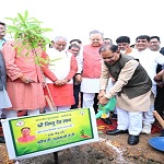विधानसभा परिसर में 'एक पेड़ मां के नाम 3.0' अभियान के तहत हुआ वृहद पौधरोपण