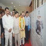 छायाचित्र प्रदर्शनी में दिखी विभाजन की विभीषिका और वंदेमातरम् की गौरवगाथा