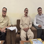 वक्फ बोर्ड अध्यक्ष डॉ. सलीम राज ने यूसीसी समिति सदस्यों से की सौजन्य मुलाकात