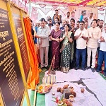 उद्योग मंत्री श्री देवांगन एवं महापौर श्रीमती राजपूत ने दी 01 करोड़ 25 लाख रू. के नये विकास कार्यो की सौगात