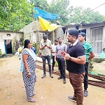 प्रधानमंत्री आवास योजना के हितग्राहियों के घर पहुंचे आयुक्त,  कहा-आवास का निर्माण कार्य तत्काल करें प्रारंभ