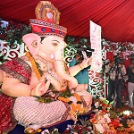 मुख्यमंत्री श्री विष्णु देव साय ने परिवारजनों के साथ विधि-विधान से की गणपति की स्थापना और पूजा-अर्चना