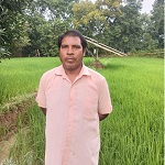 सौर सिंचाई पंप ने खोली खेती की नई राह, अब दो एकड़ खेत में सालभर फसल से बढ़ रही अब्राहम कुजूर परिवार की आमदनी
