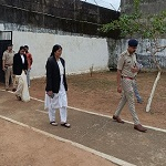 बंदियों से जानी समस्याएं, स्वास्थ्य सेवाओं और विधिक सहायता की हुई समीक्षा