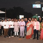 सीएसईबी चौक में वेटिंग शेड का उद्योग मंत्री श्री लखनलाल देवांगन ने किया लोकार्पण, तीन प्रमुख मार्गों पर 195 स्ट्रीट लाइटों से बढ़ेगी रोशनी