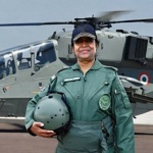 राष्ट्रपति द्रौपदी मुर्मु ने जैसलमेर वायुसेना स्टेशन पर स्वदेशी लड़ाकू हेलीकॉप्टर ‘प्रचंड’ में भरी उड़ान