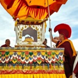 भगवान बुद्ध के पवित्र अवशेष लद्दाख पहुंचे,उपराज्यपाल ने किया स्वागत