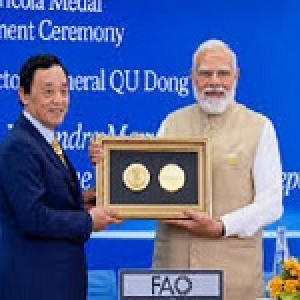 प्रधानमंत्री नरेंद्र मोदी को इटली में खाद्य और कृषि संगठन ने ‘एग्रीकोला मेडल’ से किया सम्मानित