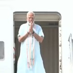 भारत के लिए कई महत्वपूर्ण समझौते कर, पांच देशों की आधिकारिक यात्रा पूरी करके लौटे प्रधानमंत्री मोदी