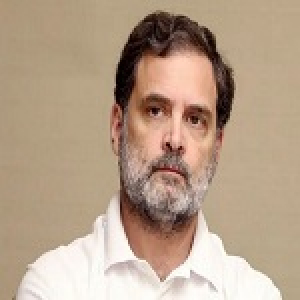 राहुल गांधी और प्रियंका गांधी वाड्रा के खिलाफ एफआईआर दर्ज, आकाशवाणी भवन में बिना अनुमति प्रवेश मामला
