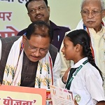 ढाई साल की उपलब्धियाँ- छत्तीसगढ़ का श्रमिक कल्याण के क्षेत्र में नई पहचान : श्री छगन लाल लोन्हारे