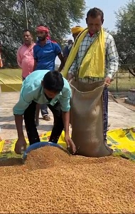 'विश्व की सबसे बड़ी अनाज भंडारण योजना' में बनाया धमतरी ने बनाया कीर्तिमान