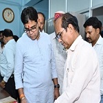 शैक्षणिक और गैर-शैक्षणिक स्टाफ अनिवार्य रूप से निर्धारित समय पर महाविद्यालय में उपस्थित रहें-मंत्री श्री वर्मा