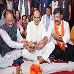 केंद्रीय मंत्री श्री चौहान और मुख्यमंत्री श्री साय ने 121.70 करोड़ रुपए के विकास कार्यों का किया लोकार्पण एवं भूमिपूजन