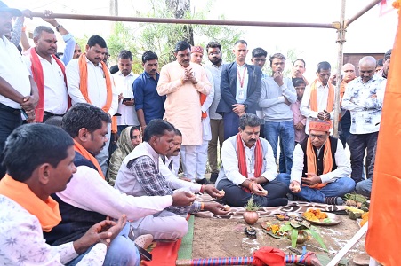 मुख्यमंत्री ग्राम गौरव पथ योजना से ग्रामीण अधोसंरचना हो रही सुदृढ़– उपमुख्यमंत्री श्री विजय शर्मा