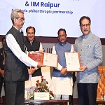 छत्तीसगढ़ शासन, आईआईएम, एनआईटी और मोतीलाल ओसवाल फाउंडेशन के त्रिपक्षीय एमओयू पर हस्ताक्षर
