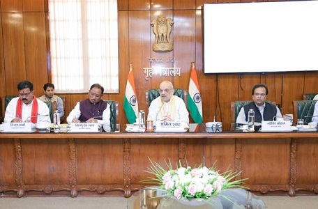श्री शाह ने आज नई दिल्ली में श्री साय के साथ नए आपराधिक कानूनों के कार्यान्वयन पर समीक्षा बैठक की