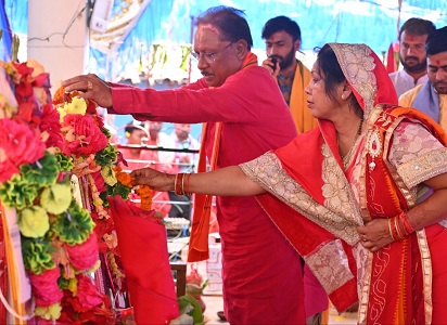 chhattisgarh chief minister attends jashpur prayer