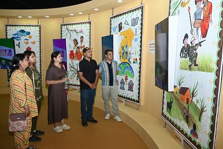 रजत जयंती महोत्सव में जनसंपर्क विभाग की डिजिटल प्रदर्शनी बनी आकर्षण का केंद्र