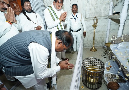 बाबा गुरू घासीदास जी के बताए मार्ग पर काम कर रही हमारी सरकार - मुख्यमंत्री श्री साय