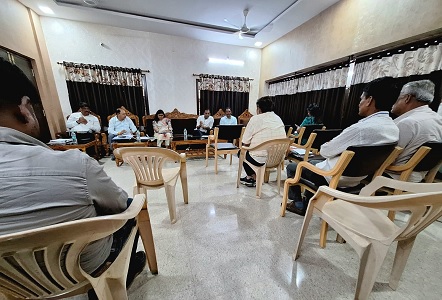पहुंचविहीन गांवों में बारहमासी आवाजाही के लिए पुलों व सड़कों के प्रस्ताव शासन को भेजें : सचिव, लोक निर्माण विभाग