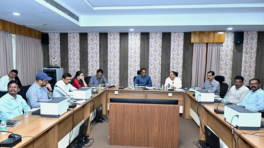 सचिव लोक निर्माण विभाग श्री बंसल ने निर्माण कार्यों में गुणवत्ता और तेजी सुनिश्चित करने के दिए निर्देश