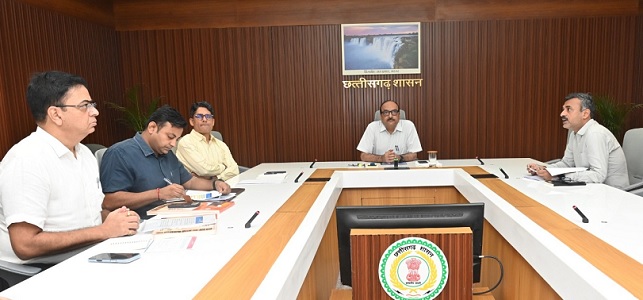 मुख्य सचिव श्री विकासशील ने कलेक्टर्स के साथ की वीडियो कॉन्फ्रेंस