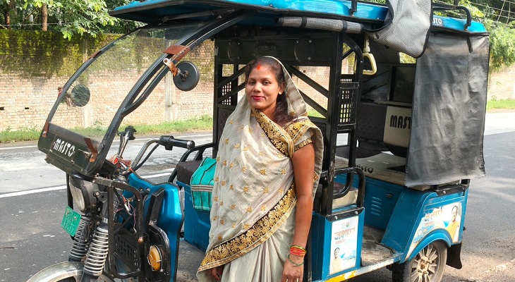 स्वतंत्रता दिवस और रक्षाबंधन के अवसर पर संगीता देवी की कहानी बनी ग्रामीण महिलाओं के लिए प्रेरणा