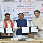 मुख्यमंत्री की उपस्थिति में हेल्थ केयर में कौशल विकास हेतु सत्य साईं हेल्थ एंड एजुकेशन ट्रस्ट के साथ एमओयू