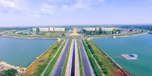 नवा रायपुर बन रहा हाई-टेक उद्योगों का केंद्र; दूसरा SEZ मंजूर, लगेगा पहला सेमीकंडक्टर निर्माण संयंत्र