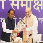 कई पीढ़ियों को गरीबी और अशिक्षा के अंधकार में धकेलने वाले नक्सलवाद से निजात पाने वाला है देश