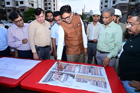 वित्त मंत्री श्री ओपी चौधरी ने नवा रायपुर में विकास कार्यों का किया निरीक्षण