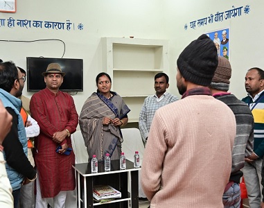 मंत्री श्रीमती लक्ष्मी राजवाड़े ने सखी वन स्टॉप सेंटर और नशा मुक्ति केंद्र का किया निरीक्षण