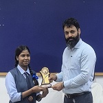 जशपुरनगर कलेक्टर व्यास ने विद्यार्थी विज्ञान मंथन स्टेट लेवल कैंप रायपुर में शिरकत किए 07 विद्यार्थियों को किया सम्मानित