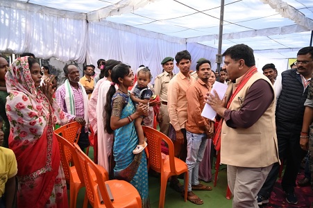 बस्तर के कोने कोने तक शांति और खुशहाली लाने शासन प्रतिबद्ध - उपमुख्यमंत्री श्री विजय शर्मा