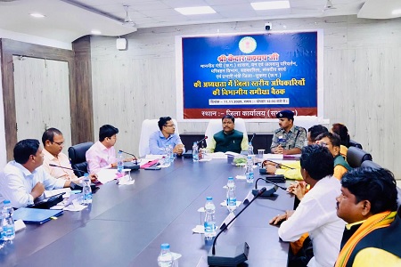 सुकमा के दूरस्थ नियद नेल्ला नार योजना गांवों तक पहुंचे, कोई पात्र हितग्राही न छूटे : वन मंत्री श्री कश्यप