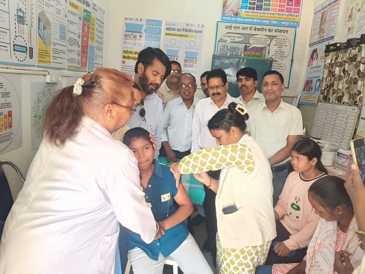सर्वाइकल कैंसर से बचाव की मजबूत पहल, 14 से 15 वर्ष की किशोरियों को सरकारी अस्पतालों में निःशुल्क लग रहा टीका