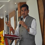 बस्तर की धरती अब विकास और समृद्धि की नई कहानियाँ लिख रही है : तोखन साहू