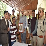 राज्यपाल श्री रमेन डेका ने दुगली में वनधन विकास केन्द्र का किया अवलोकन