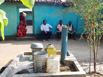ग्रीष्म काल में दूरस्थ गांवों तक निर्बाध पेयजल पहुंचाने जुटी लोक स्वास्थ्य यांत्रिकी विभाग की टीमें