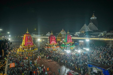 भगवान जगन्नाथ, भगवान बलभद्र और देवी सुभद्रा का स्वर्ण स्वरूप ‘सुना बेशा’ समारोह आज