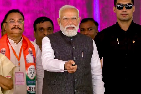 पीएम मोदी ने मेरठ को प्रयागराज से जोड़ने वाले गंगा एक्सप्रेसवे का उद्घाटन किया