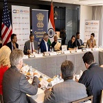 भारत न केवल विशाल बाजार बल्कि दीर्घकालीन निवेश और संचालन मंच का आधार भी : वित्त मंत्री सीतारामन