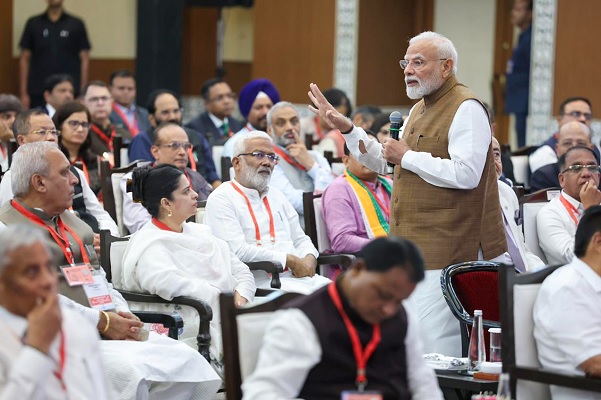 राष्ट्रीय जल विभागीय शिखर सम्मेलन : केंद्र और राज्यों को टीम इंडिया की भावना के साथ मिलकर काम करना होगा - पीएम मोदी