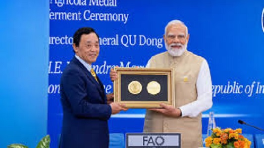 प्रधानमंत्री नरेंद्र मोदी को इटली में खाद्य और कृषि संगठन ने ‘एग्रीकोला मेडल’ से किया सम्मानित
