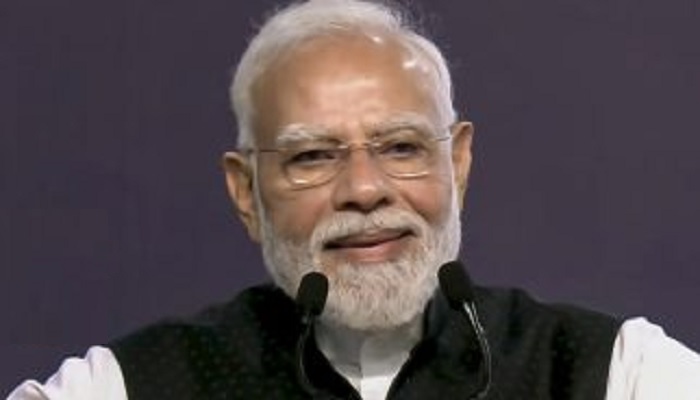 पीएम मोदी का विपक्ष पर तंज, कहा - दिमागी नक्सल वो होम्योपैथिक गोली जिसने सबको बाहर निकाल दिया